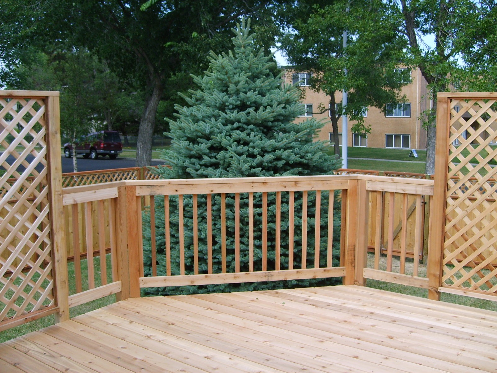 cedar edmonton deck build