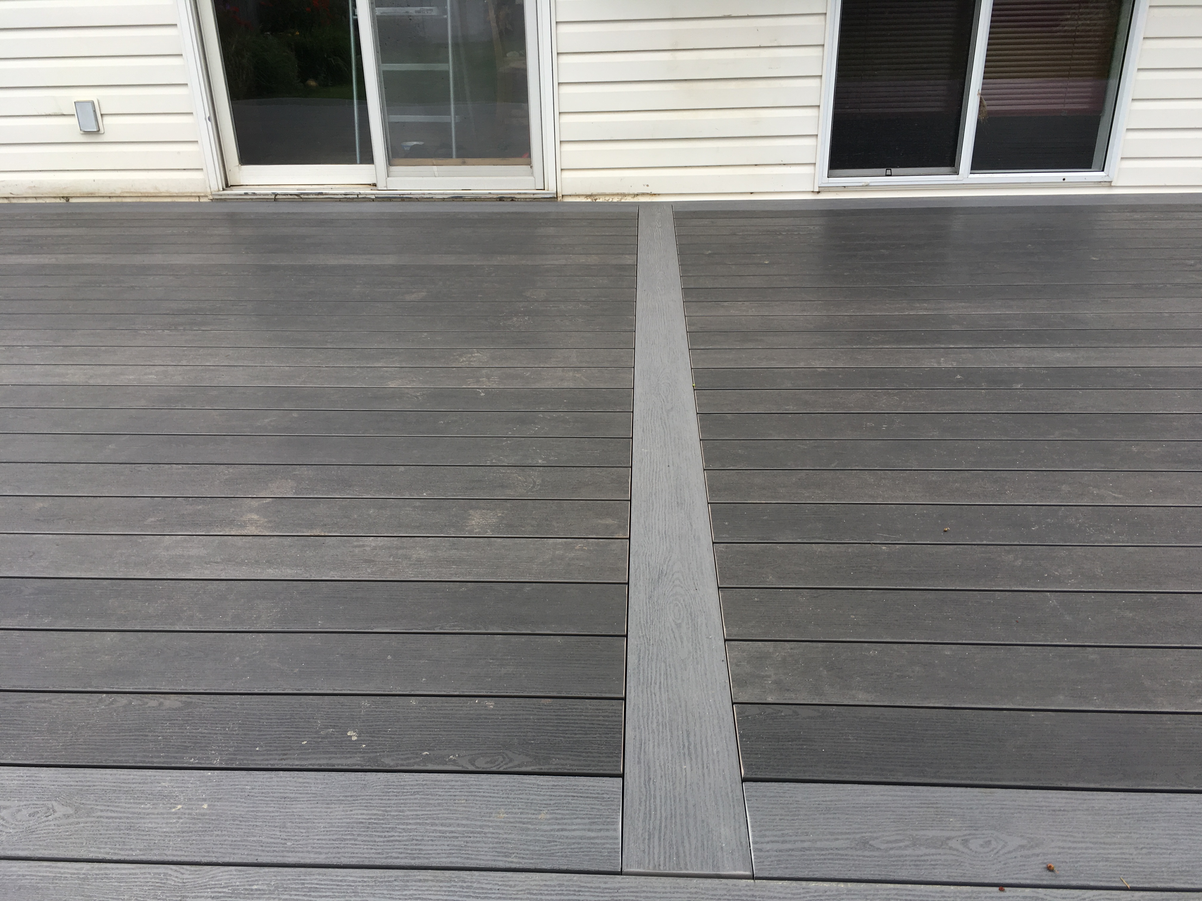 Edmonton single-level-rectangular deck 5