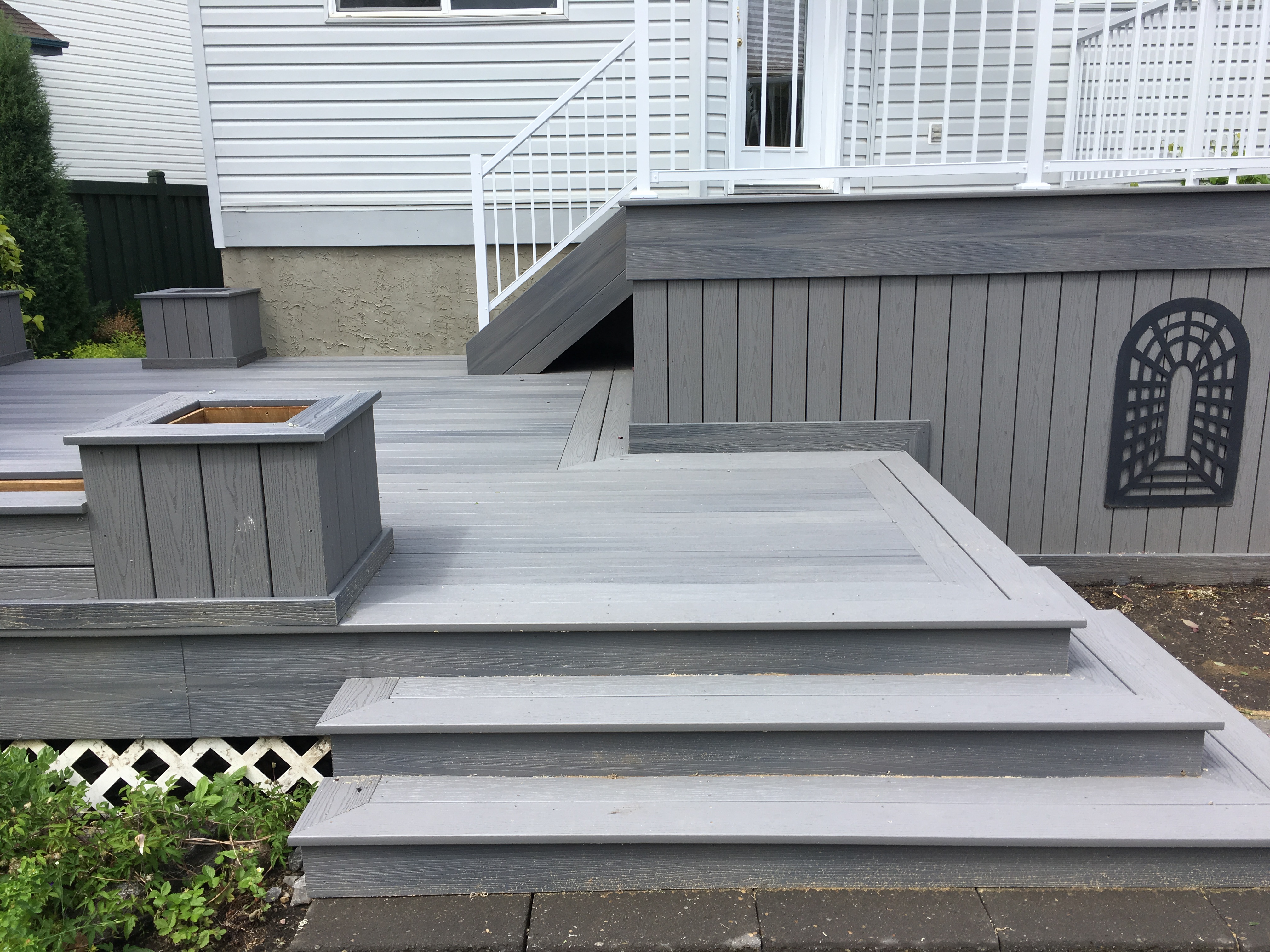 multi-level composite deck private retreat 6