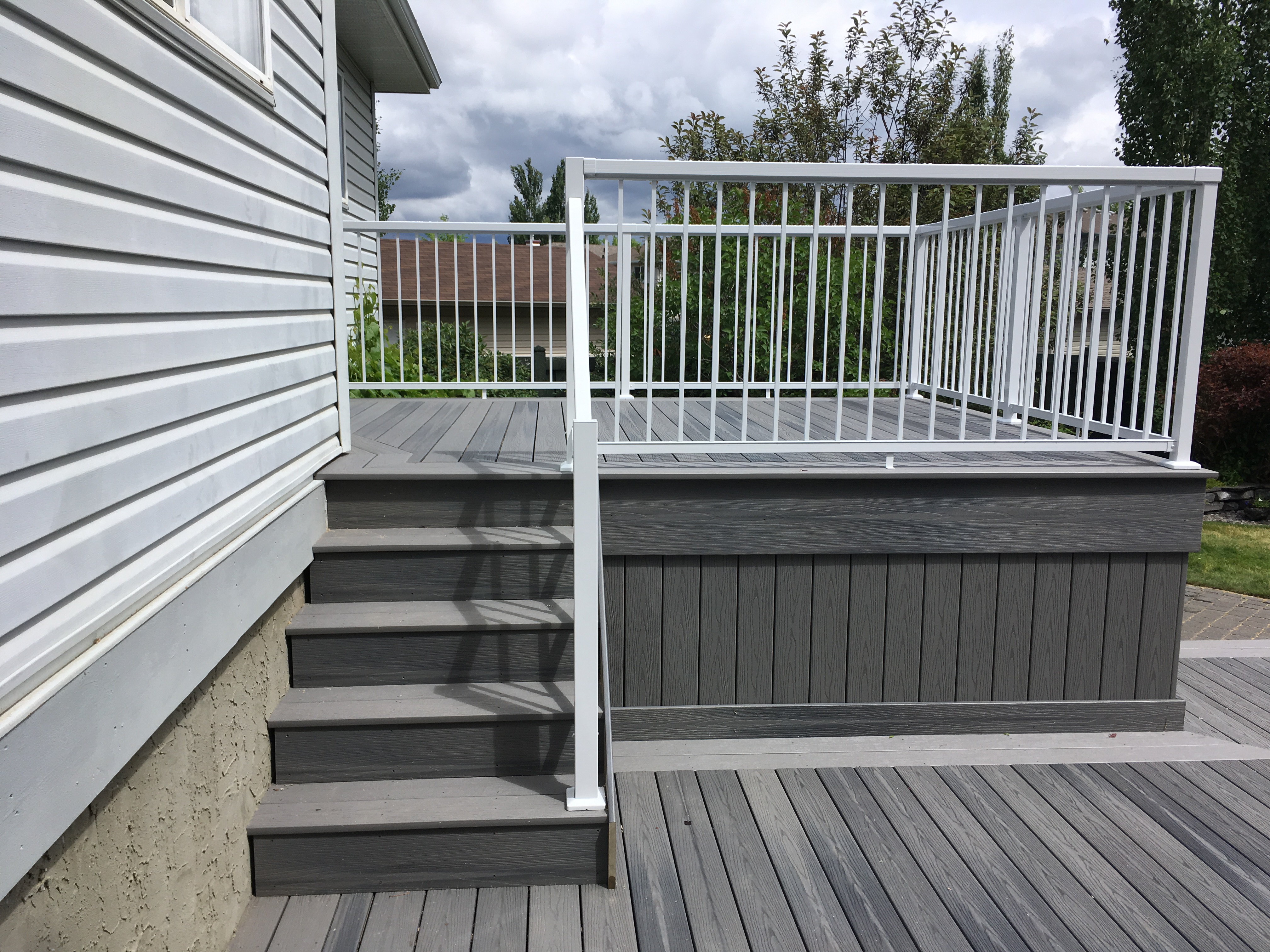 multi-level composite deck private retreat 9