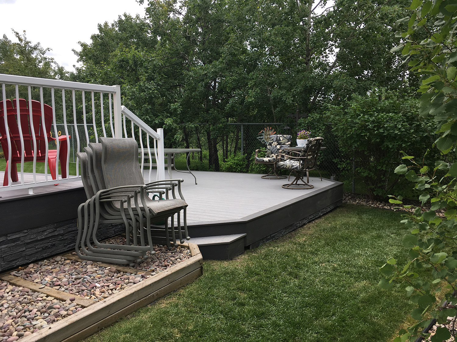 multi-level composite deck private retreat 4