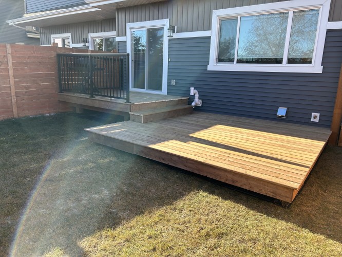 Leveled Square Deck - Quick and Quality Build in St. Albert